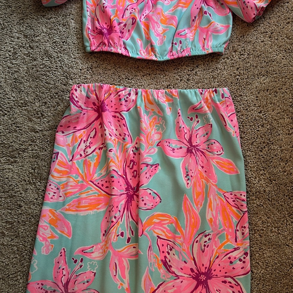 Lilly Pulitzer Set - Picture 4 of 4